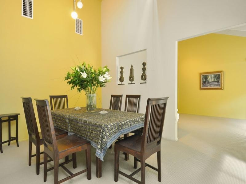 15 Princeville Court, Robina QLD 4226