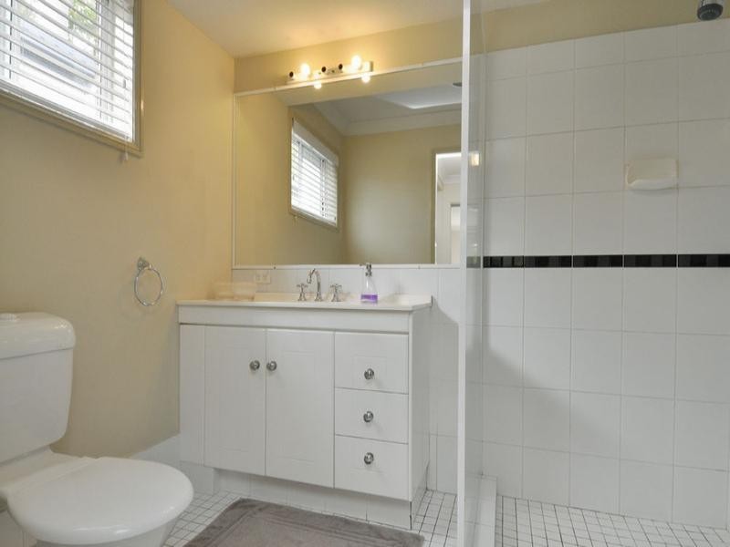 15 Princeville Court, Robina QLD 4226