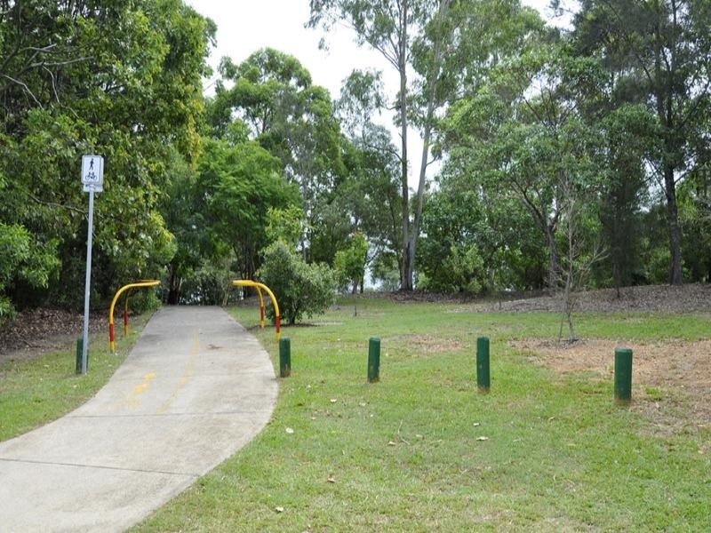 15 Princeville Court, Robina QLD 4226