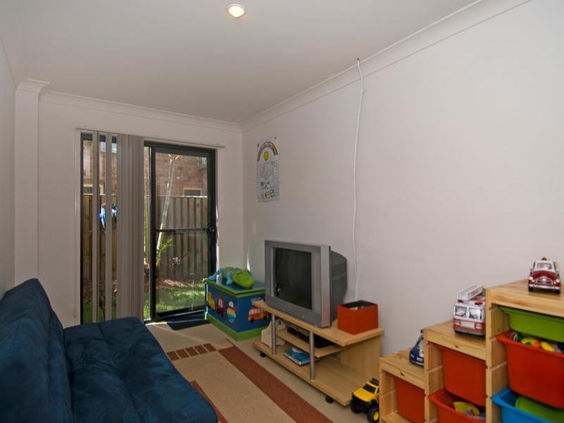 5/2 Tourangeau Crescent, Varsity Lakes QLD 4227