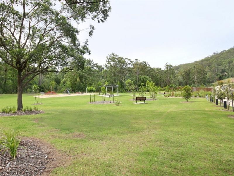 8 Caprice Street, Bonogin QLD 4213