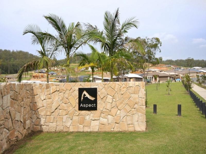 8 Caprice Street, Bonogin QLD 4213