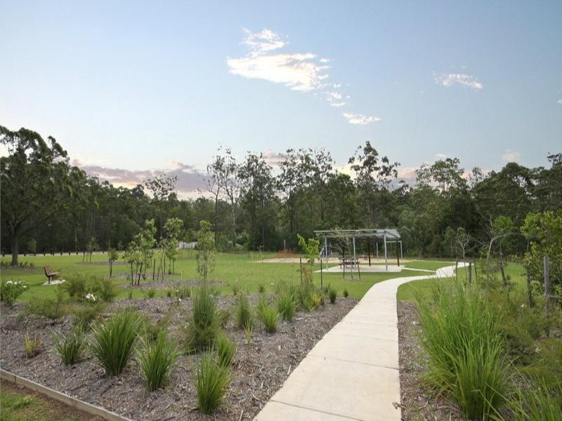 8 Caprice Street, Bonogin QLD 4213