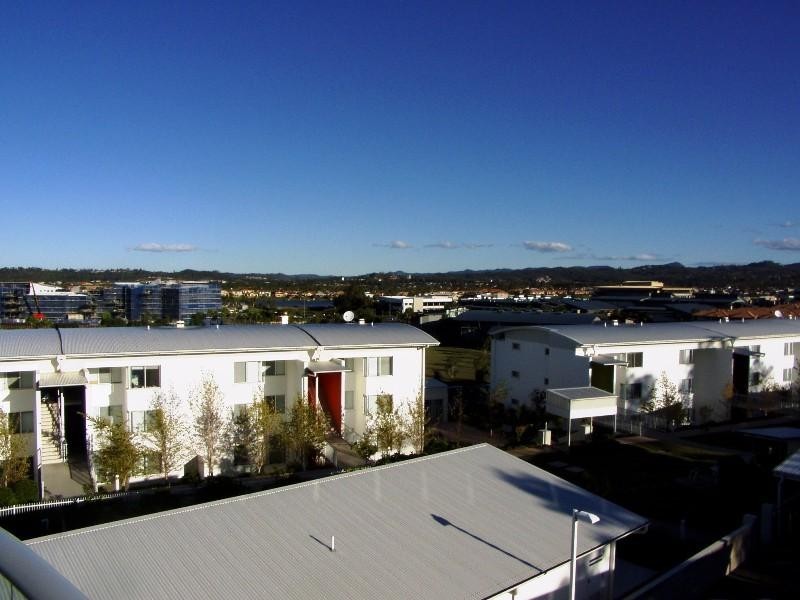 90/98 University Drive, Varsity Lakes QLD 4227