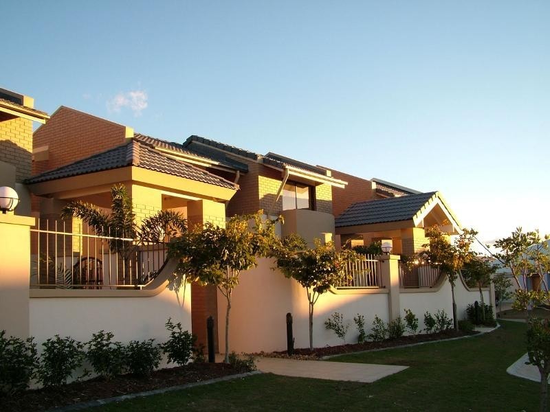 5/27 Ranier Crescent, Varsity Lakes QLD 4227