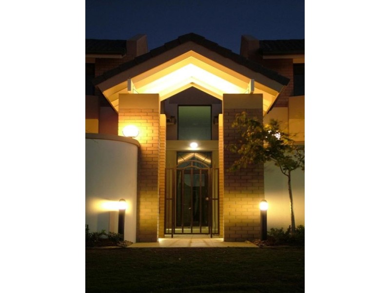 5/27 Ranier Crescent, Varsity Lakes QLD 4227