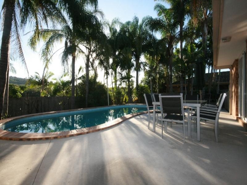 32 Merridown Drive, Merrimac QLD 4226