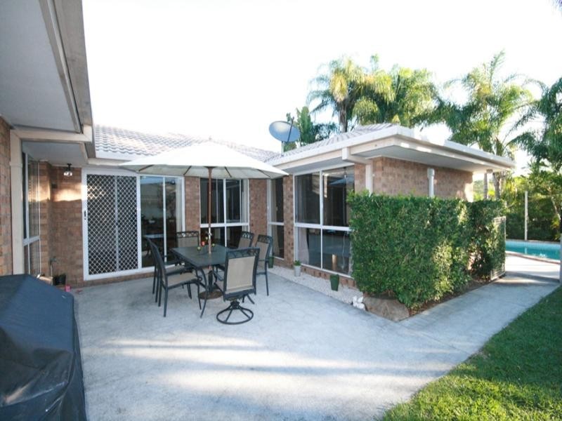 32 Merridown Drive, Merrimac QLD 4226