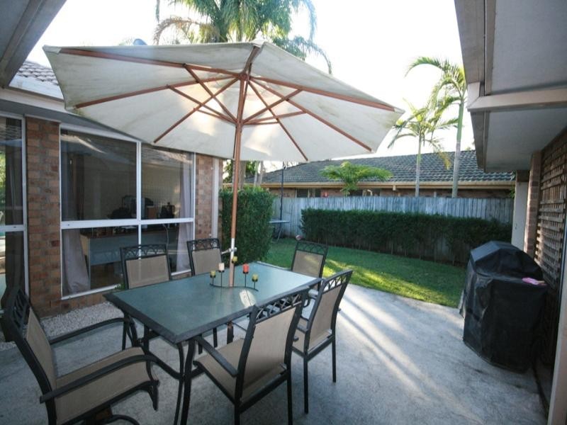 32 Merridown Drive, Merrimac QLD 4226