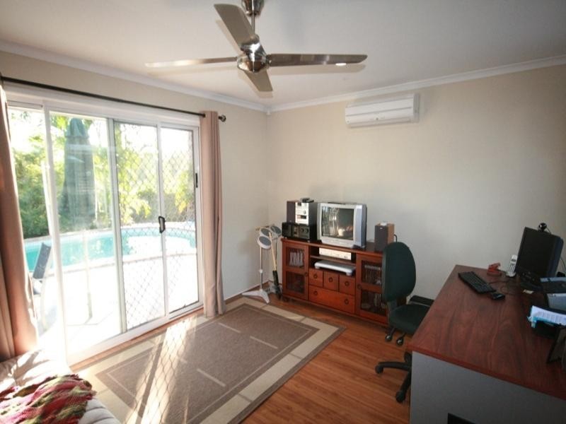 32 Merridown Drive, Merrimac QLD 4226