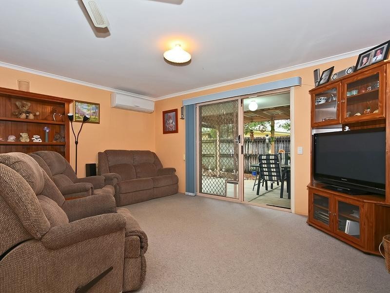 31 Cumberland Drive, Varsity Lakes QLD 4227