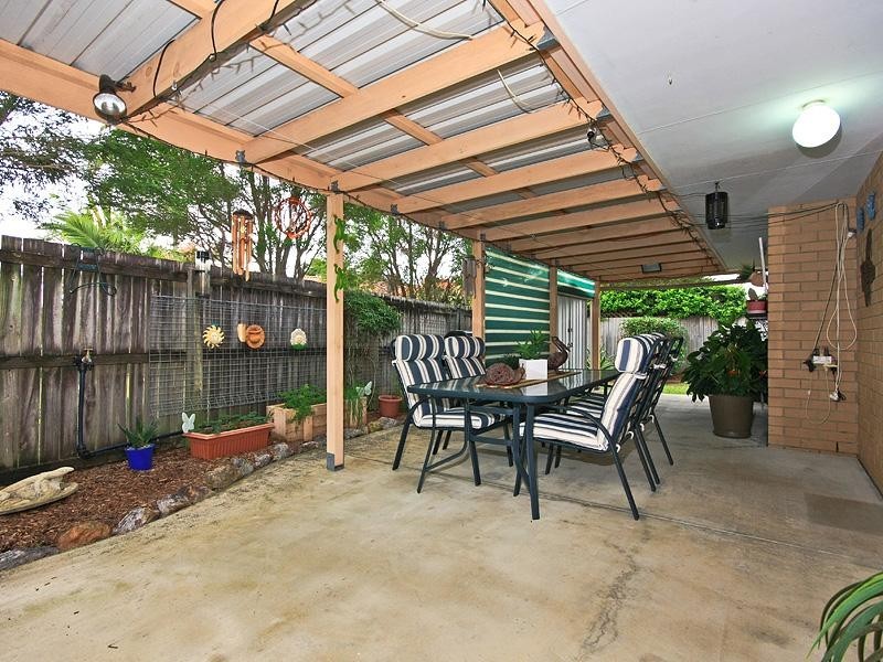 31 Cumberland Drive, Varsity Lakes QLD 4227