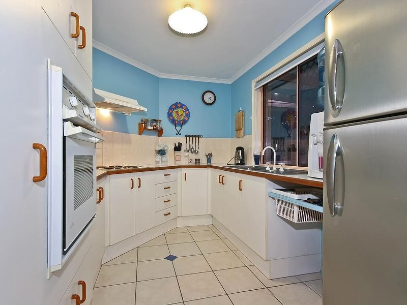 31 Cumberland Drive, Varsity Lakes QLD 4227