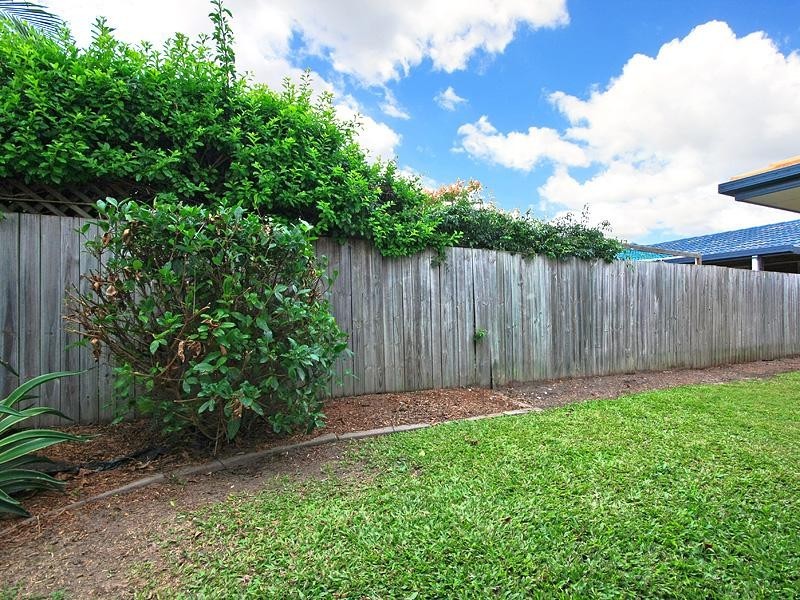 31 Cumberland Drive, Varsity Lakes QLD 4227