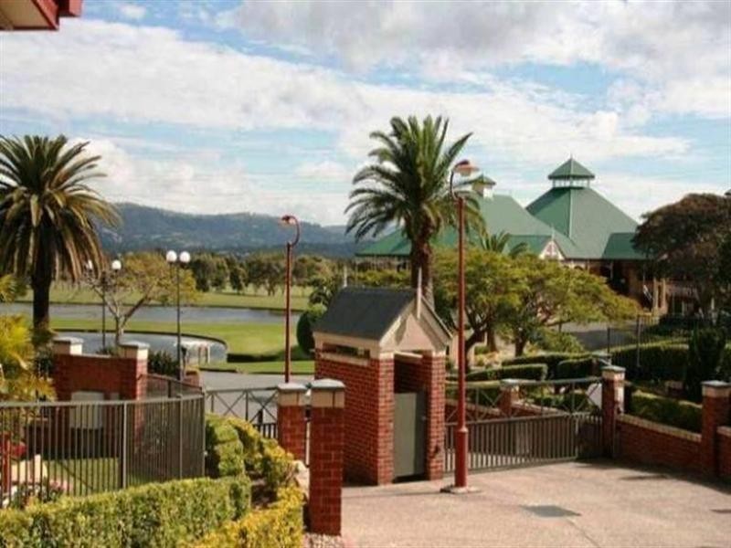 40/55 Paradise Springs Avenue, Robina QLD 4226