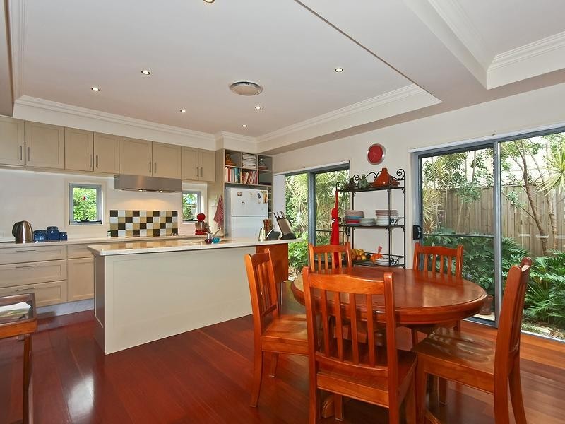 15 Avellino Drive, Varsity Lakes QLD 4227