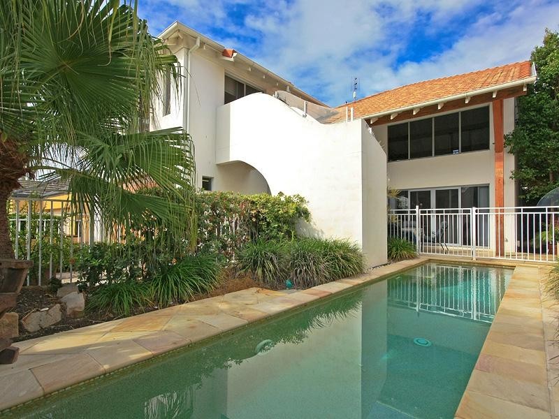 15 Avellino Drive, Varsity Lakes QLD 4227