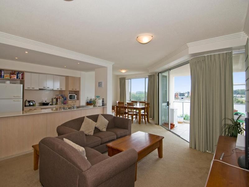 27/255 Varsity Parade, Varsity Lakes QLD 4227