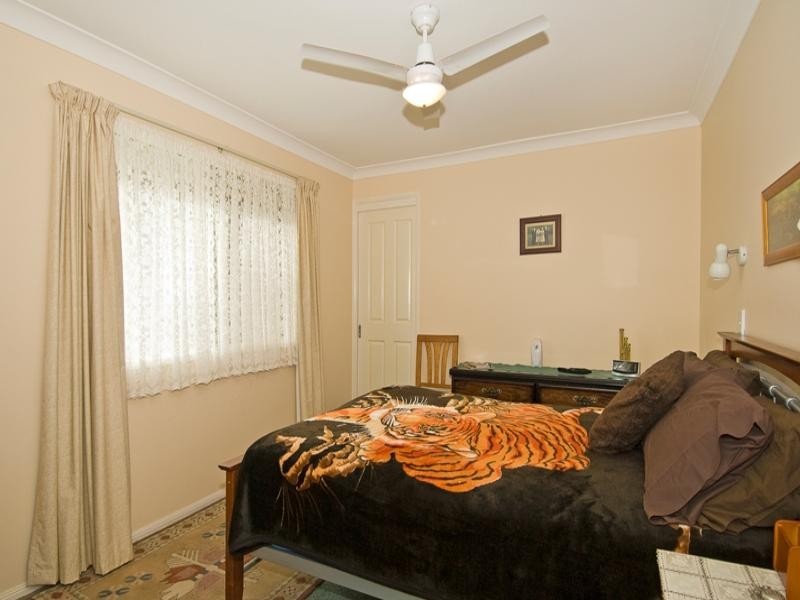 8 Daryl Drive, Varsity Lakes QLD 4227