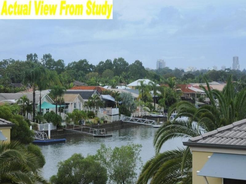 48/82 Limetree Parade, Runaway Bay QLD 4216