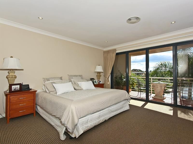 63/117 Palm Meadows Drive, Carrara QLD 4211