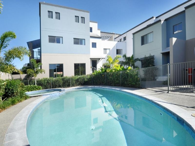 32/1 Acacia Court, Robina QLD 4226