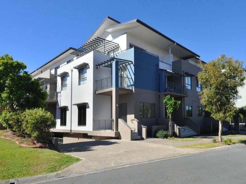 32/1 Acacia Court, Robina QLD 4226