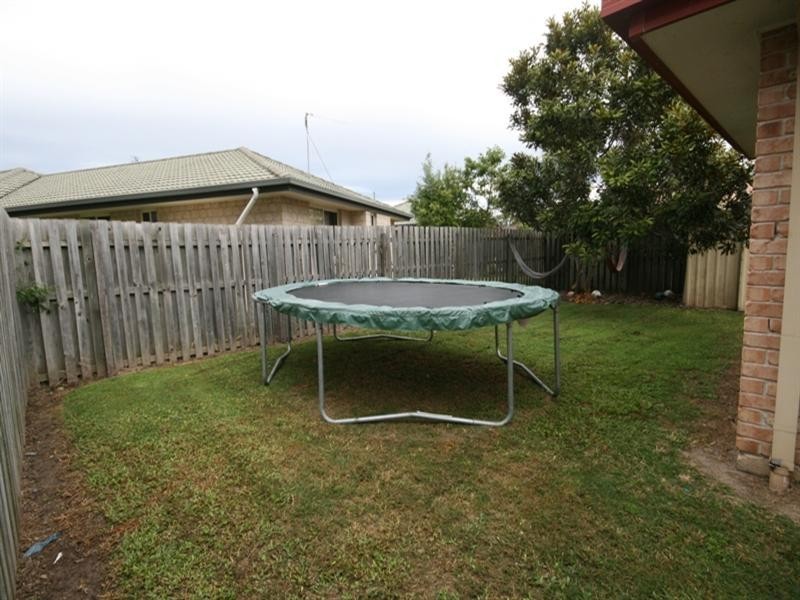 54 Yodelay Street, Varsity Lakes QLD 4227