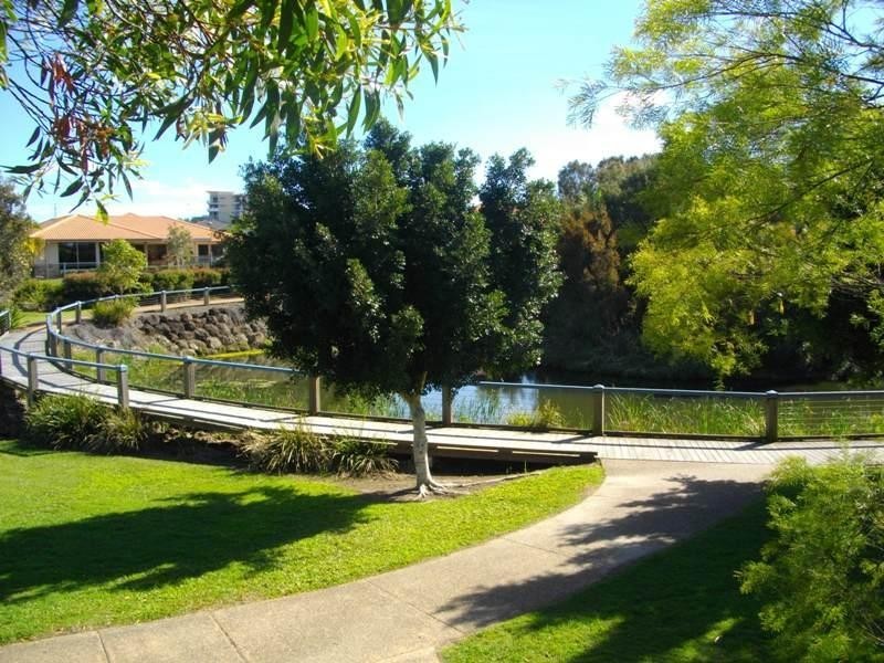 72 Lancewood Circuit, Robina QLD 4226