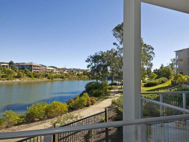 3/7 Saleya Drive, Varsity Lakes QLD 4227