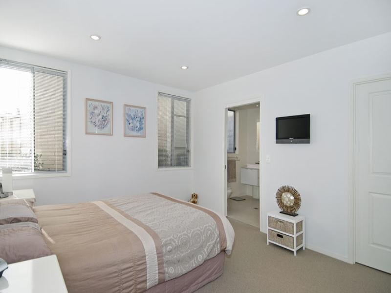 3/7 Saleya Drive, Varsity Lakes QLD 4227