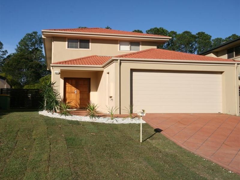 18 Royal Woods Drive, Robina QLD 4226