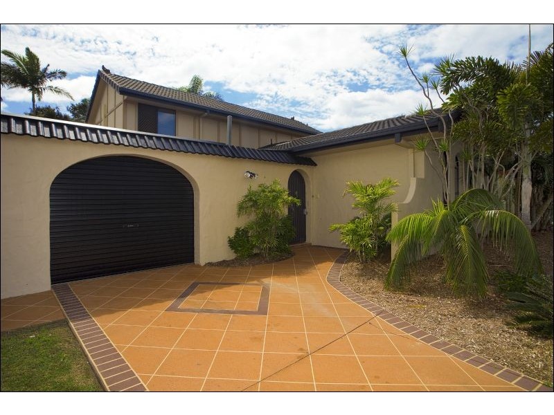 103 Burleigh Street, Burleigh Waters QLD 4220