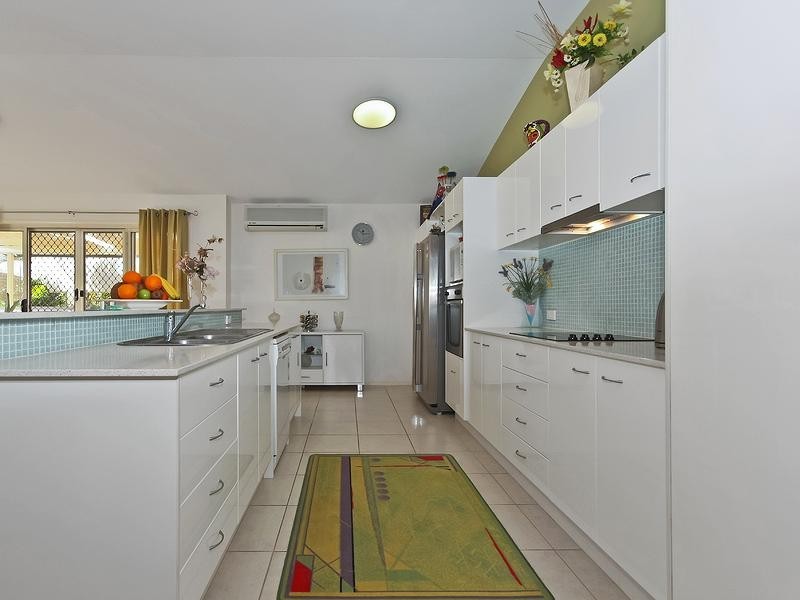 61 Merrilaine Crescent, Merrimac QLD 4226