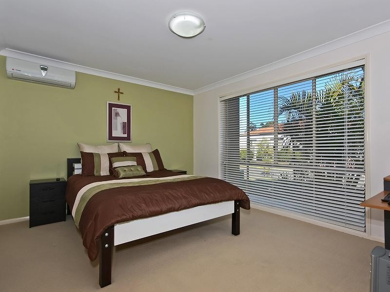 61 Merrilaine Crescent, Merrimac QLD 4226