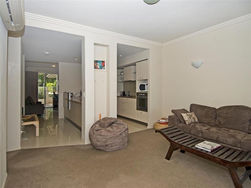 3/251 Varsity Parade, Varsity Lakes QLD 4227