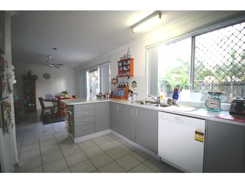 95 Highfield Drive, Merrimac QLD 4226