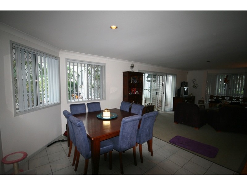 95 Highfield Drive, Merrimac QLD 4226