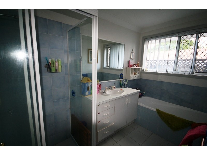 95 Highfield Drive, Merrimac QLD 4226