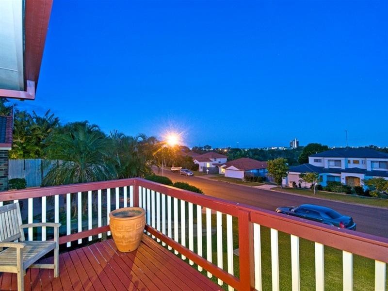 30 Breakwater Road, Robina QLD 4226