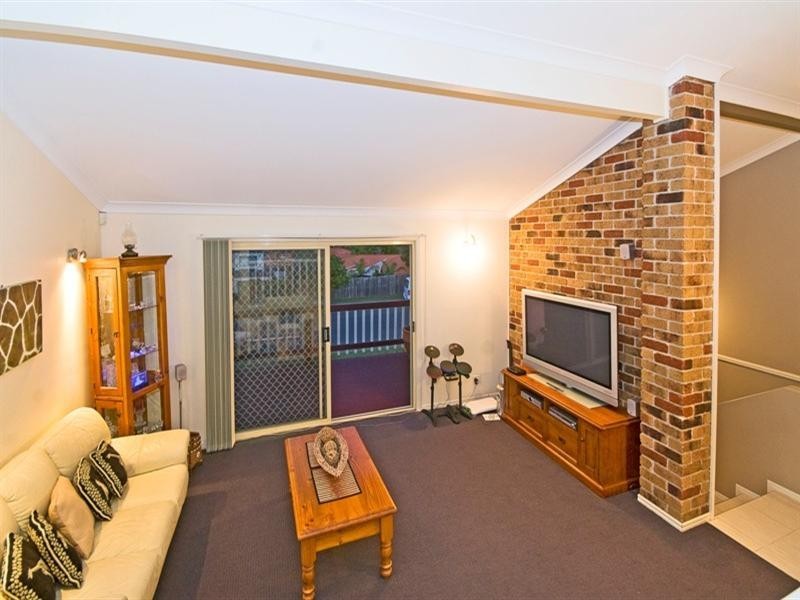 30 Breakwater Road, Robina QLD 4226