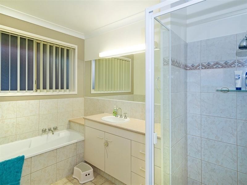 30 Breakwater Road, Robina QLD 4226