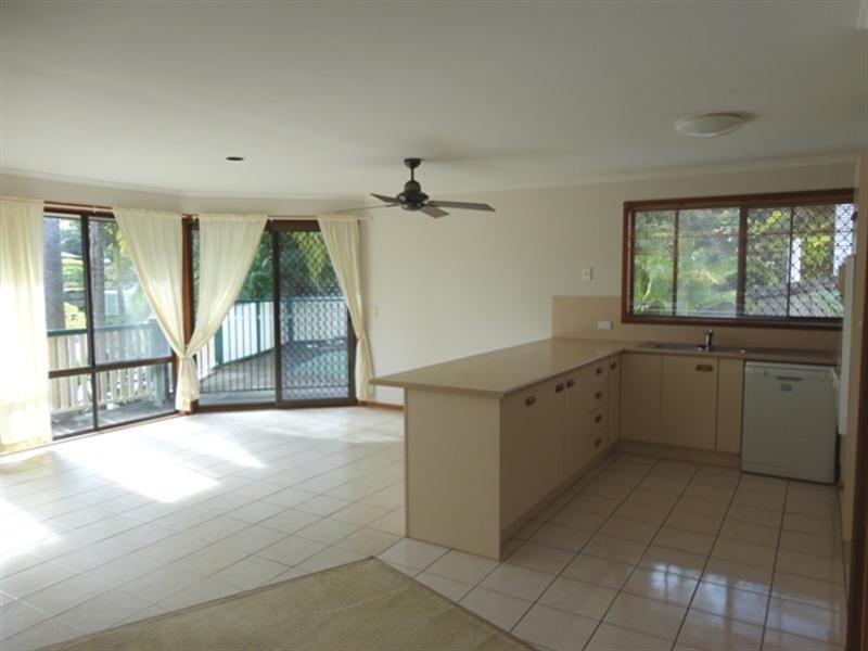 129 Thorngate Drive, Robina QLD 4226