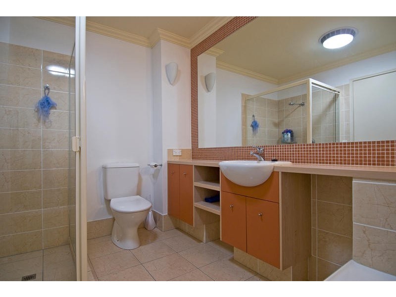 23/4 University Drive, Robina QLD 4226