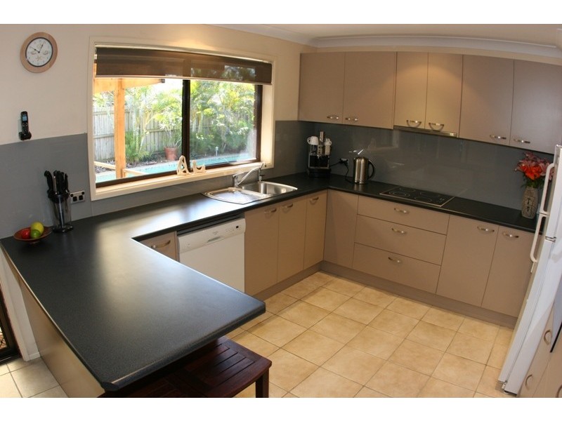 26 Wayfarer Avenue, Mermaid Waters QLD 4218