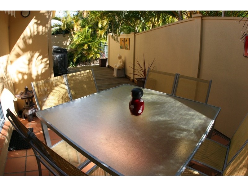 93/117 Palm Meadows Drive, Carrara QLD 4211