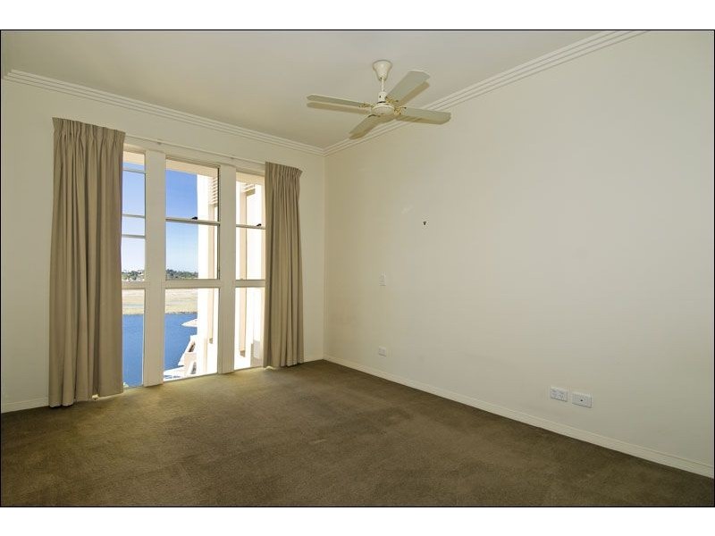 148/251 Varsity Parade, Varsity Lakes QLD 4227