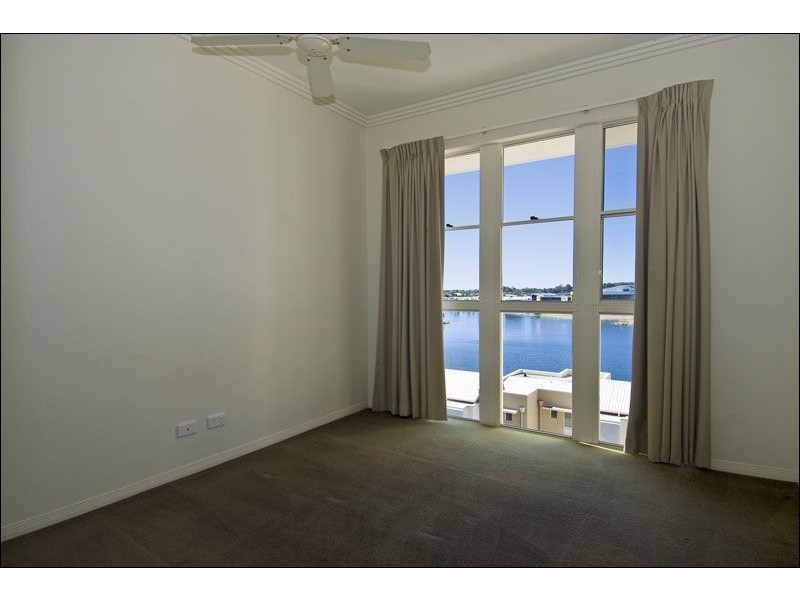 148/251 Varsity Parade, Varsity Lakes QLD 4227