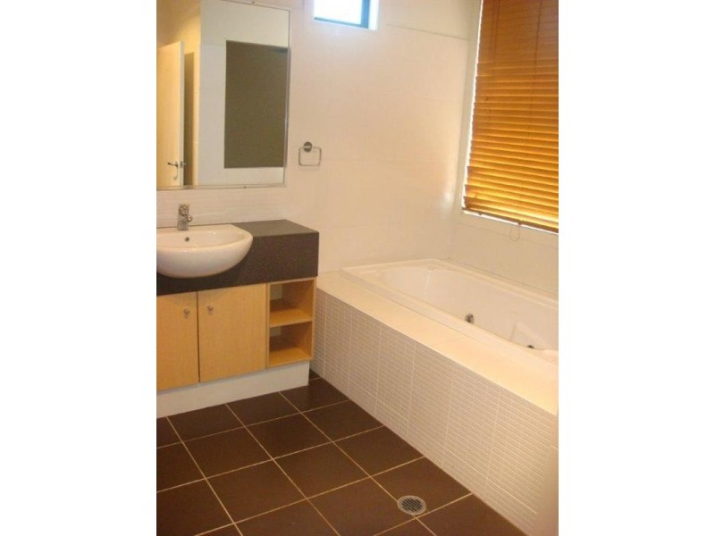 2B/3 The Links, Robina QLD 4226