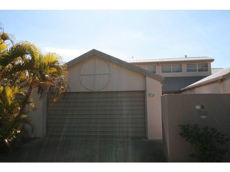 6/1 Kallista Close, Robina QLD 4226